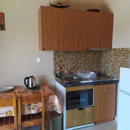 Toulatos Pantelis Apartment Pouláta Екстериор снимка