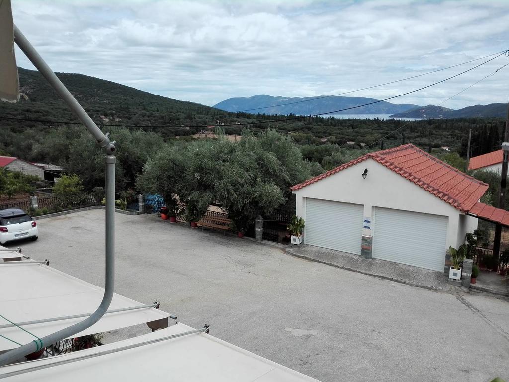 Toulatos Pantelis Apartment Pouláta Екстериор снимка
