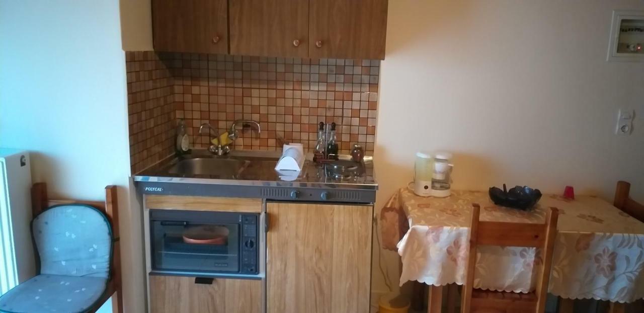 Toulatos Pantelis Apartment Pouláta Екстериор снимка